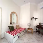 Rent 2 bedroom apartment of 55 m² in Napoli