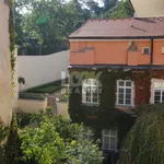 Pronajměte si 4 ložnic/e byt o rozloze 170 m² v Prague