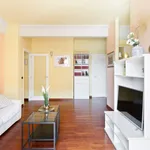 Rent 2 bedroom apartment of 90 m² in Florence