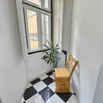 Rent 3 bedroom apartment of 92 m² in Lisbon