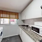 Rent 4 bedroom apartment in Valencia