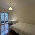 Rent a room in lisbon