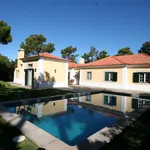 Moradia T4 de Luxo com Piscina na Quinta da Marinha