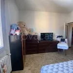 Affitto 2 camera appartamento di 78 m² in Pavia