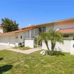 Rent 4 bedroom house of 237 m² in porter ranch