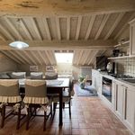 Rent 3 bedroom apartment of 107 m² in Cortona