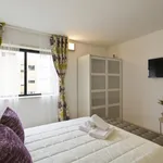 Rent 2 bedroom apartment in Porto