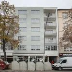 Miete 4 Schlafzimmer wohnung von 15 m² in Berlin