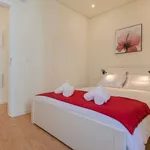 Rent 2 bedroom apartment of 75 m² in lisbon