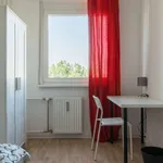 Rent a room of 102 m² in berlin