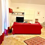 Rent 3 bedroom house of 100 m² in Roma