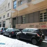 Affitto 6 camera appartamento di 160 m² in Catania