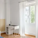 Rent a room of 369 m² in Lisboa