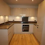 Flat to rent in Riverwell Close, Watford WD18