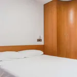 Rent a room of 107 m² in valencia