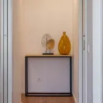 Rent 2 bedroom apartment of 60 m² in Porto