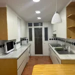 Alquilo 4 dormitorio casa de 172 m² en Madrid