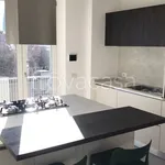 Rent 3 bedroom apartment of 90 m² in Milano