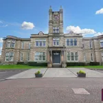 Rent 3 bedroom flat in Kirkintilloch