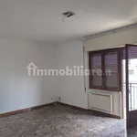 Rent 4 bedroom apartment of 100 m² in Aprilia