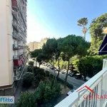 Affitto 3 camera appartamento di 81 m² in Genoa