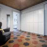 Rent a room in turin