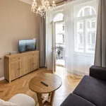 Rent 2 bedroom apartment of 70 m² in Prague