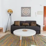 Rent 2 bedroom apartment of 65 m² in Málaga