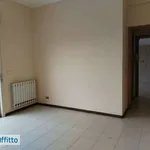 Affitto 5 camera appartamento di 111 m² in Catania