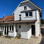 Rent 3 bedroom house of 765 m² in Waterloo