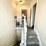 Rent 1 bedroom flat of 61 m² in Luton