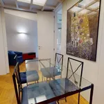 Rent 2 bedroom apartment in Milano