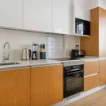 Rent 2 bedroom apartment of 71 m² in lisbon