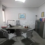 Rent 4 bedroom apartment of 80 m² in Ragusa