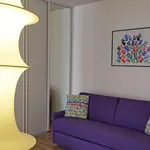 Rent 2 bedroom apartment of 35 m² in Paris