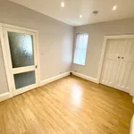 Rent 1 bedroom flat in Kirklees