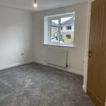 Rent 3 bedroom flat in Calderdale