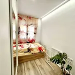 Alquilo 4 dormitorio apartamento de 210 m² en alicante