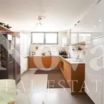 Rent 4 bedroom house of 298 m² in Vari