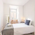 Rent a room in lisbon