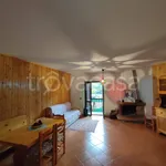 Rent 3 bedroom apartment of 60 m² in Cotronei