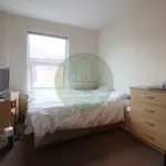 Rent 5 bedroom house in Leeds