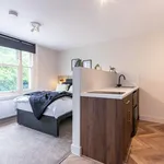 Rent 1 bedroom apartment in Reigate and Banstead