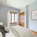 Rent 1 bedroom apartment in Chicago