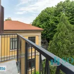 Rent 4 bedroom apartment of 134 m² in Milan