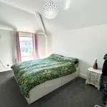 Rent 2 bedroom flat in Wales