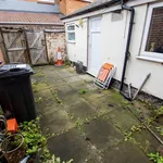 Rent 5 bedroom flat in West Midlands