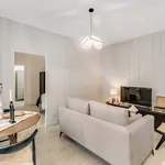 Rent 2 bedroom apartment of 44 m² in Paris