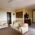 3-room flat via Aldo Moro 2, Soiano del Lago