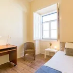 Rent a room in lisbon